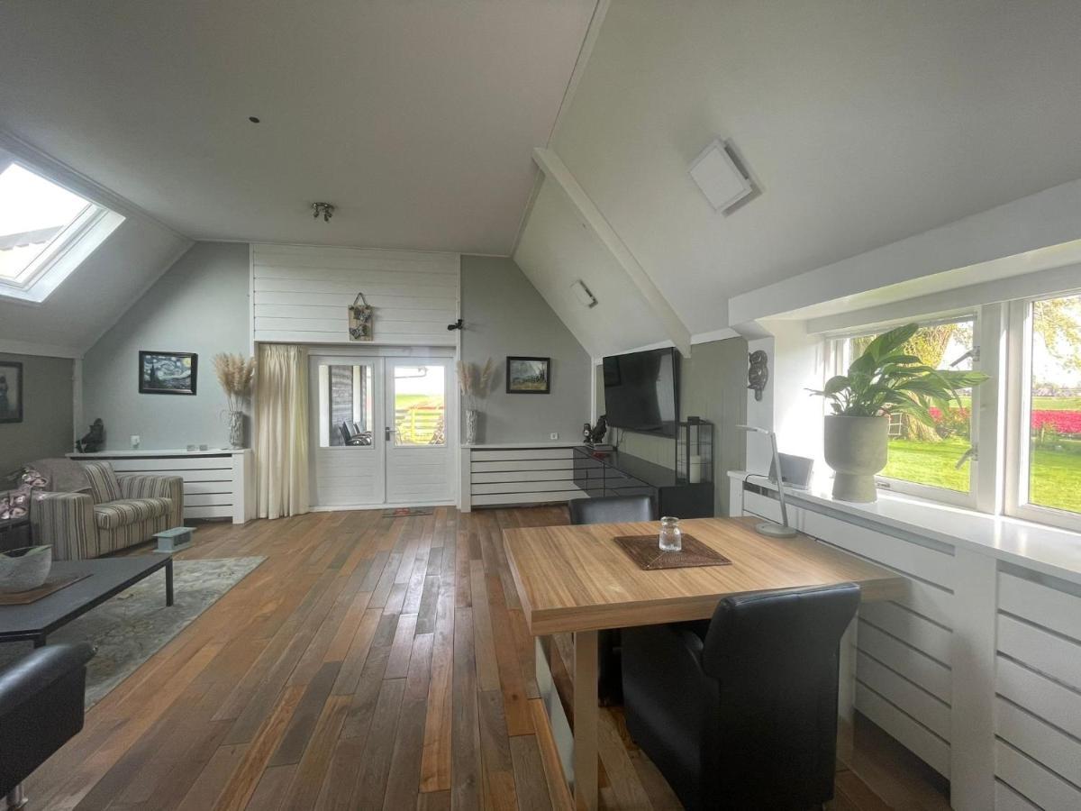 Vakantiehuis Het Uilennest Wijdenes Esterno foto